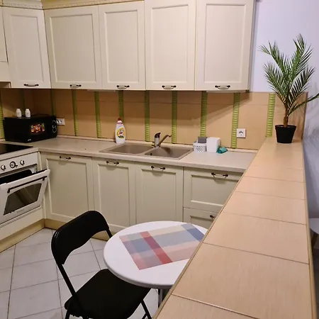 Naya * Pješčana Uvala